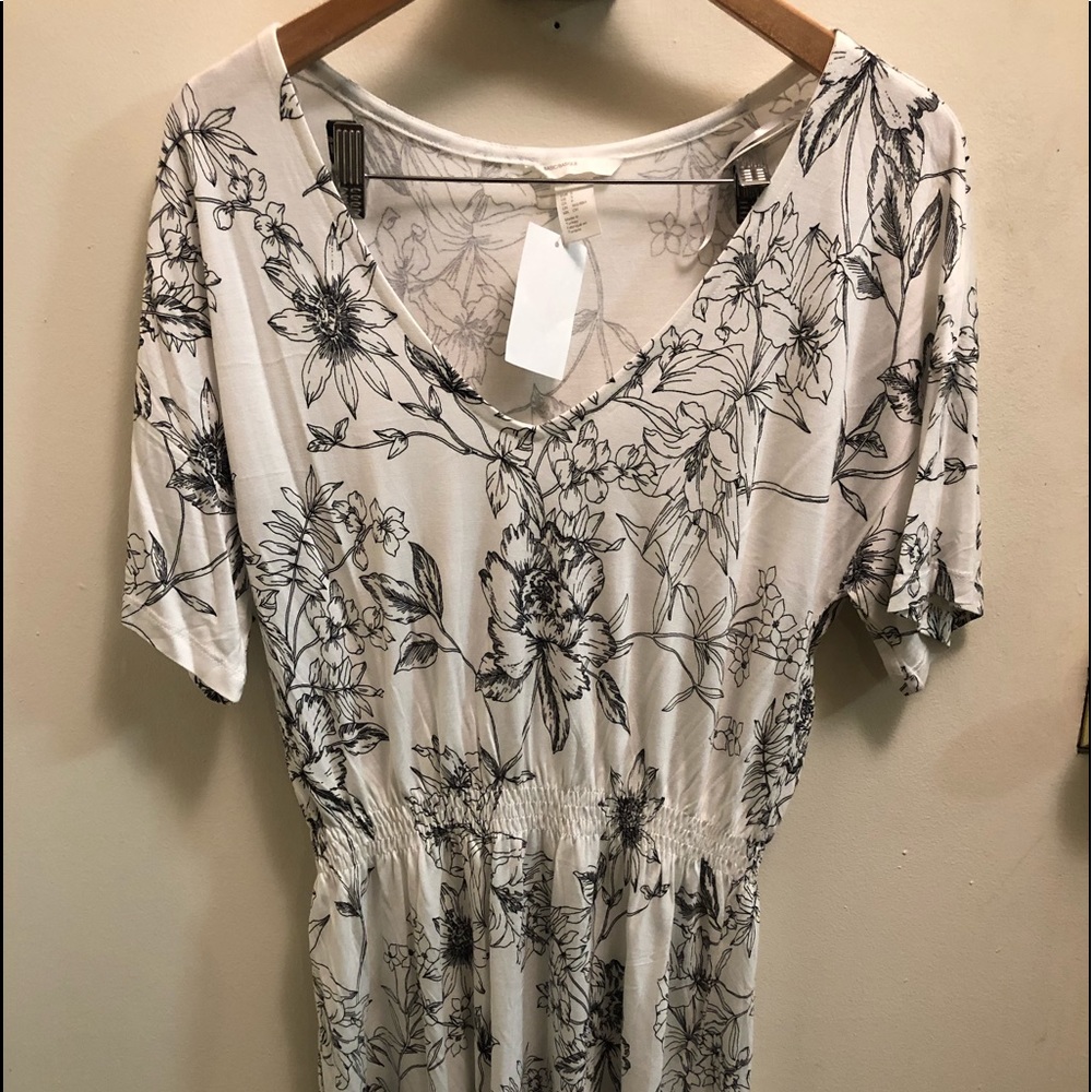 H&M white with black flower dress